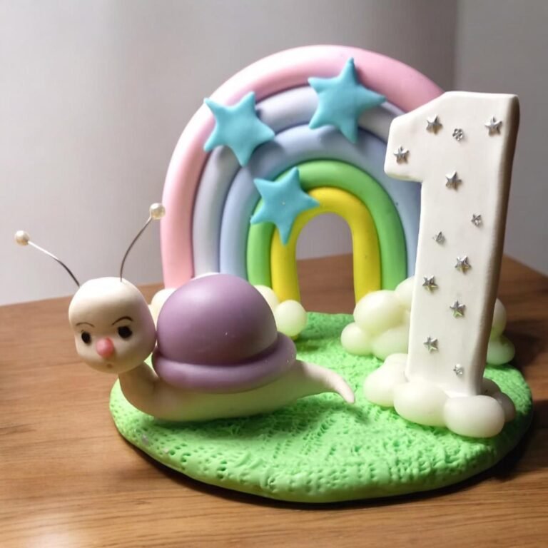 Pieza artesanal de porcelana fría hecha a mano en Taller Panda