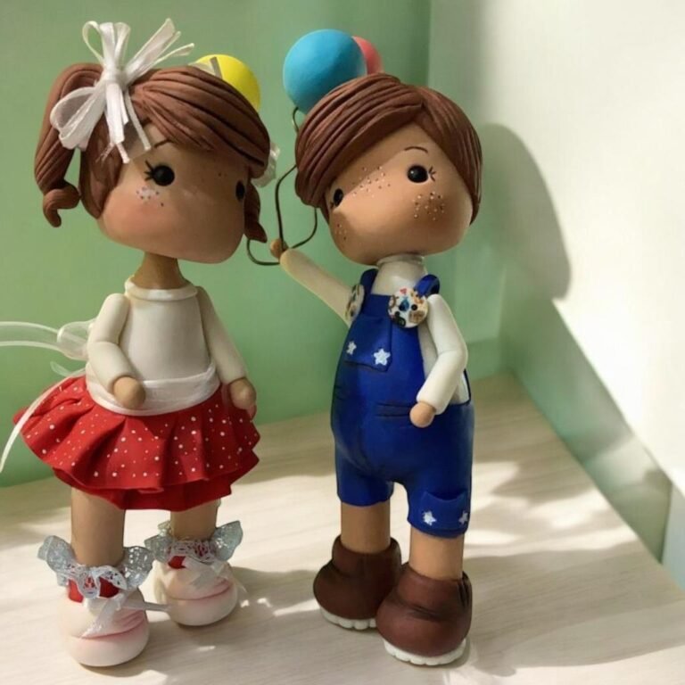Muñequitos de porcelana fría hechos a mano en Taller Panda