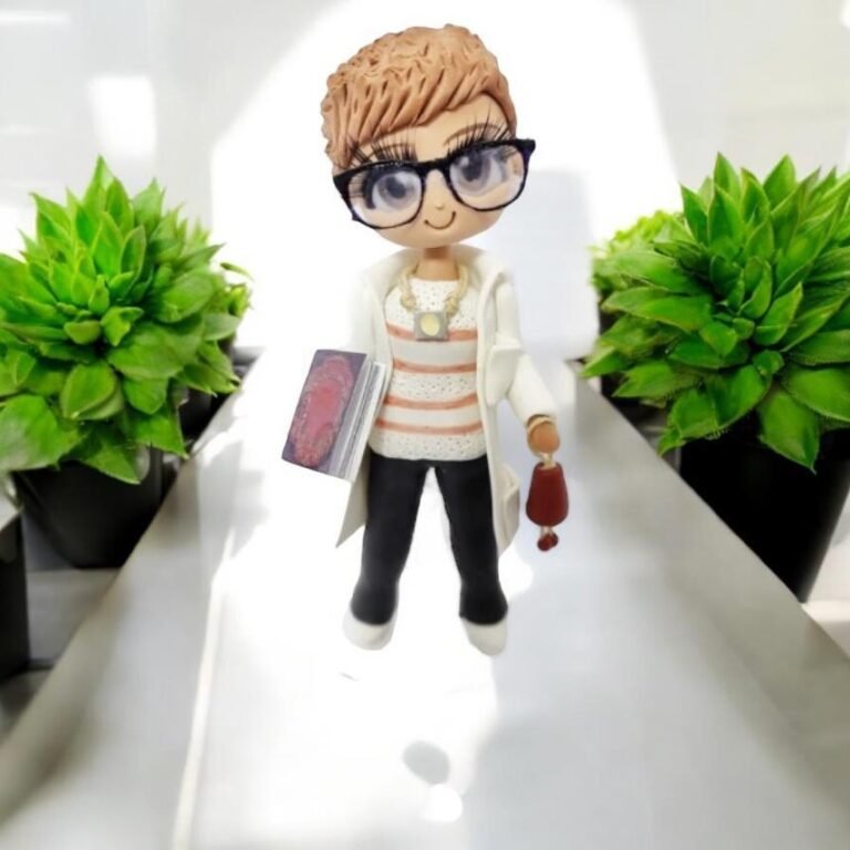 Mini-Me personalizada de porcelana fría, hecha a mano en Taller Panda