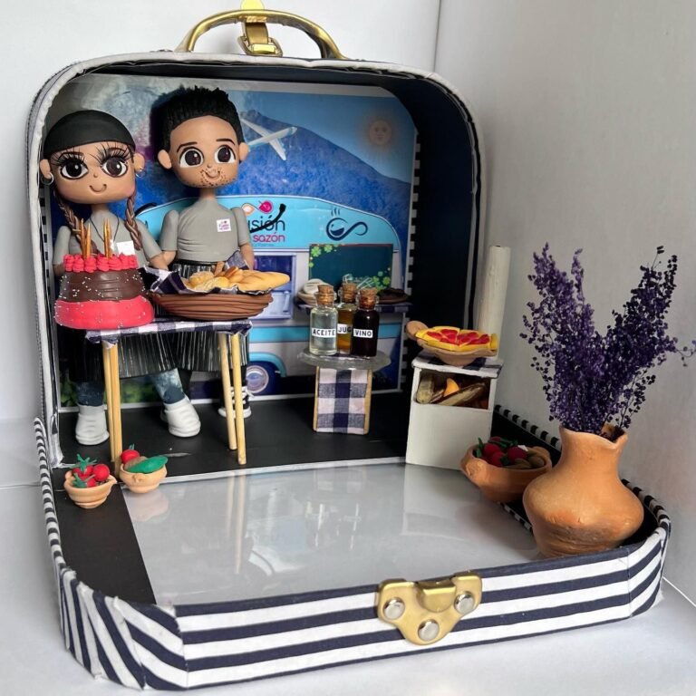 Mini-Me personalizada de porcelana fría, hecha a mano en Taller Panda