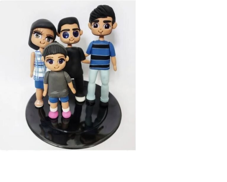 Mini-Me personalizada de porcelana fría, hecha a mano en Taller Panda